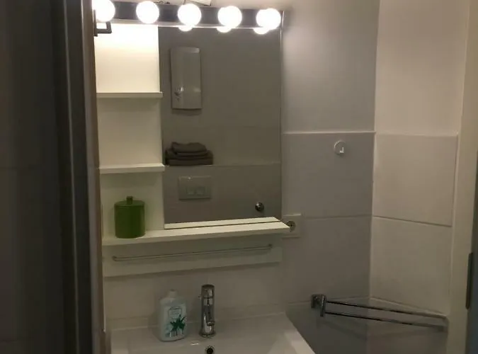 Dorya Am Ring * Colonia